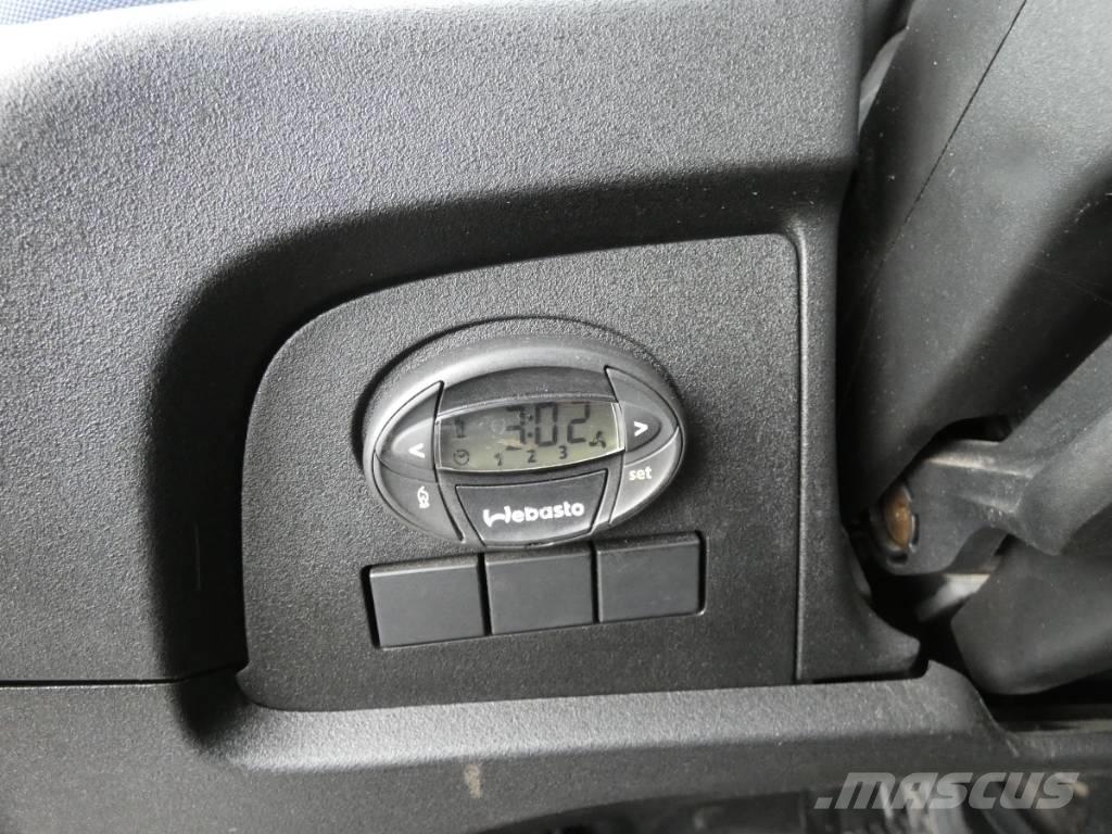 Iveco 50C 18 貨箱式卡車