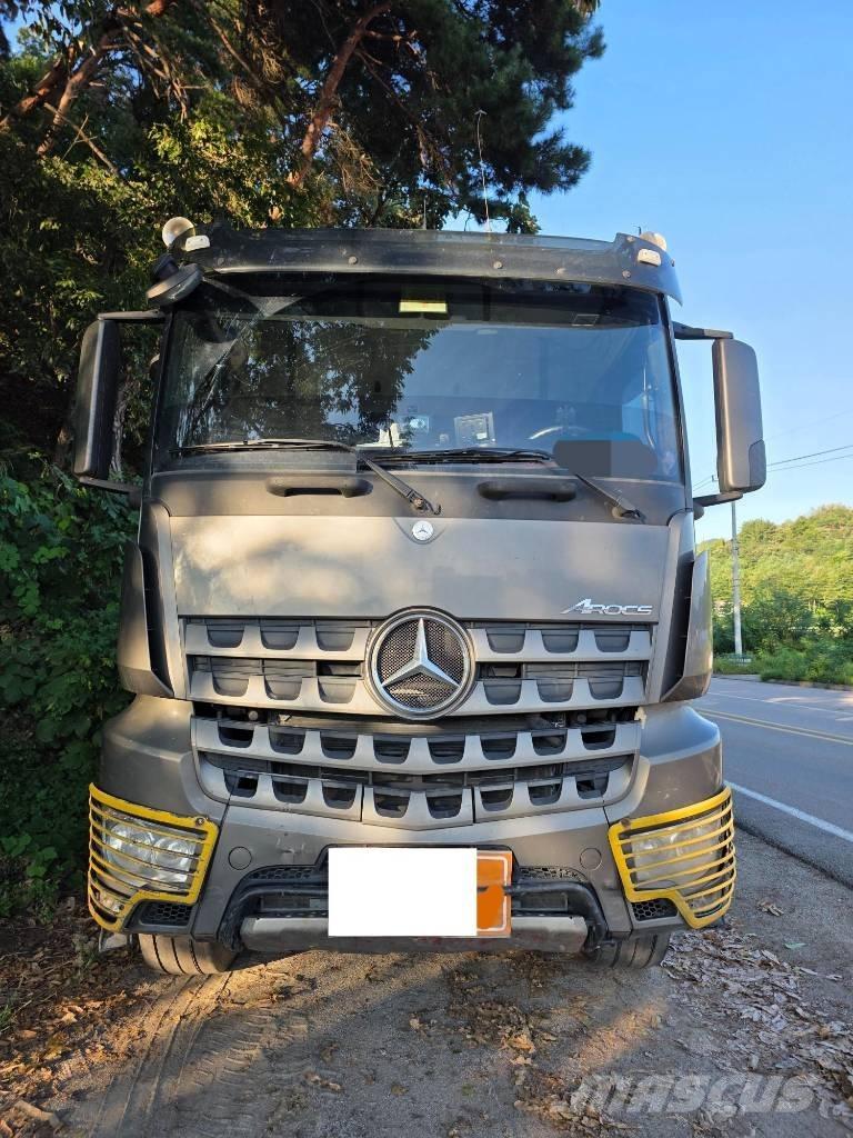 Mercedes-Benz 3951K 側卸礦車