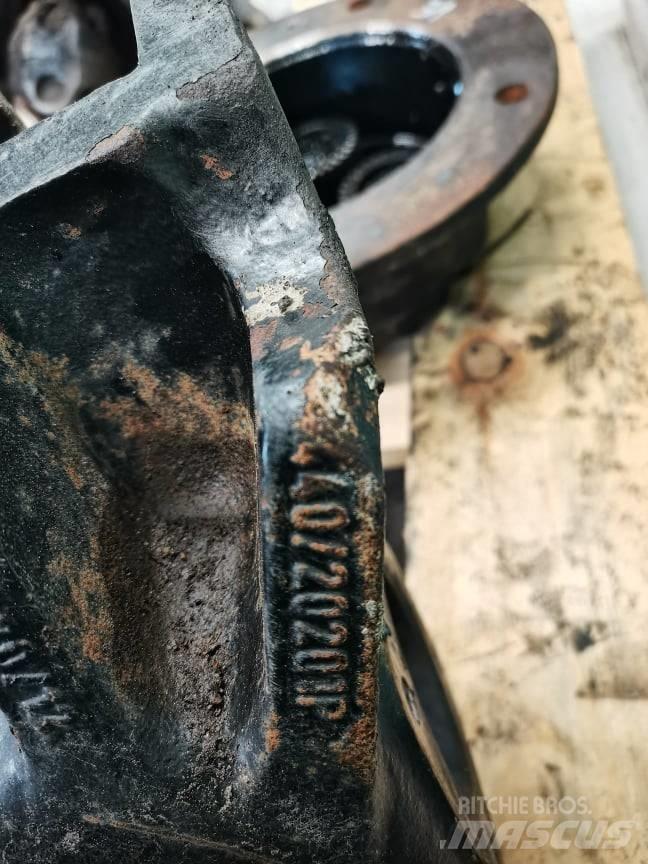 JCB 520-40 reducer 軸