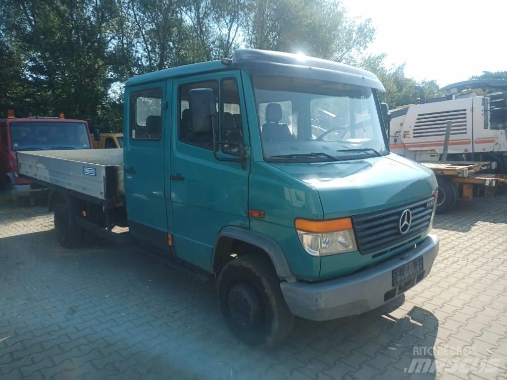 Mercedes-Benz 614 D 篷布卡車