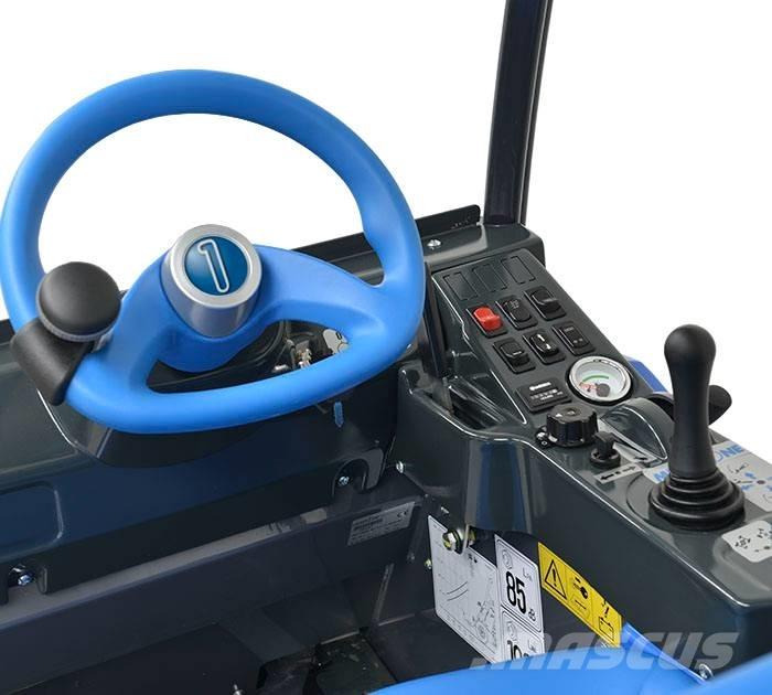 Multione 2.3 EFI 滑移轉向裝載機