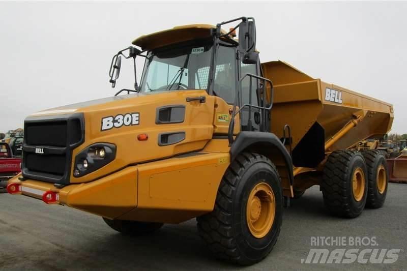 Bell B30E 鉸接式起吊車