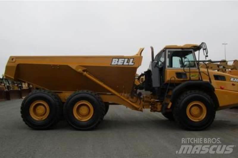 Bell B30E 鉸接式起吊車