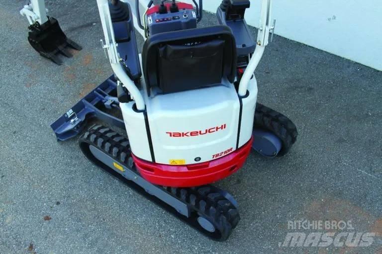 Takeuchi TB210R 小型挖土機/掘鑿機<7t(小型挖掘機)