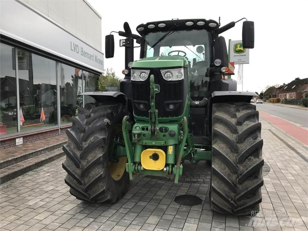 John Deere 6250R 曳引機