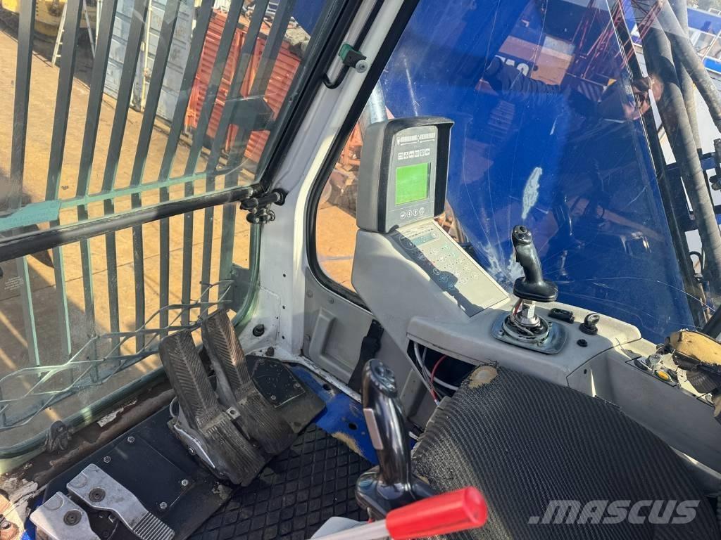 Liebherr R 924 B EW 廢棄物/工業用操作車