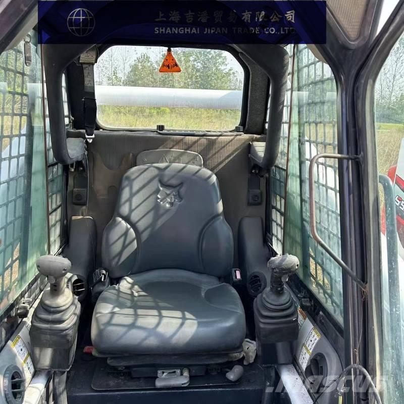 Bobcat S 330 滑移轉向裝載機