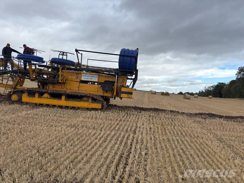 Inter-Drain 2030gp 掘溝機