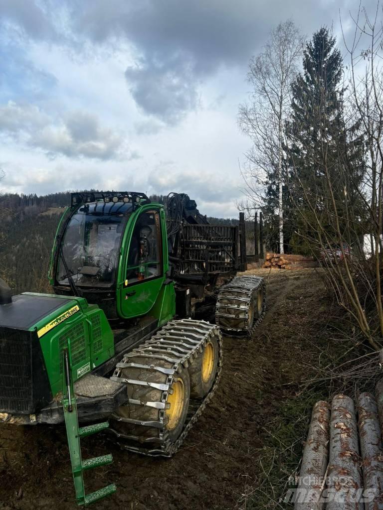 John Deere 1110 E 集運機