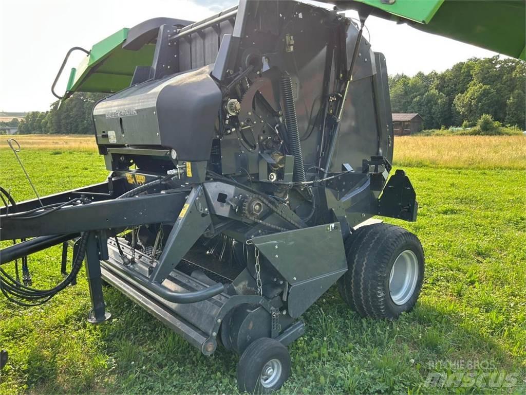 Kuhn VB 2260 圓型牧草打包機