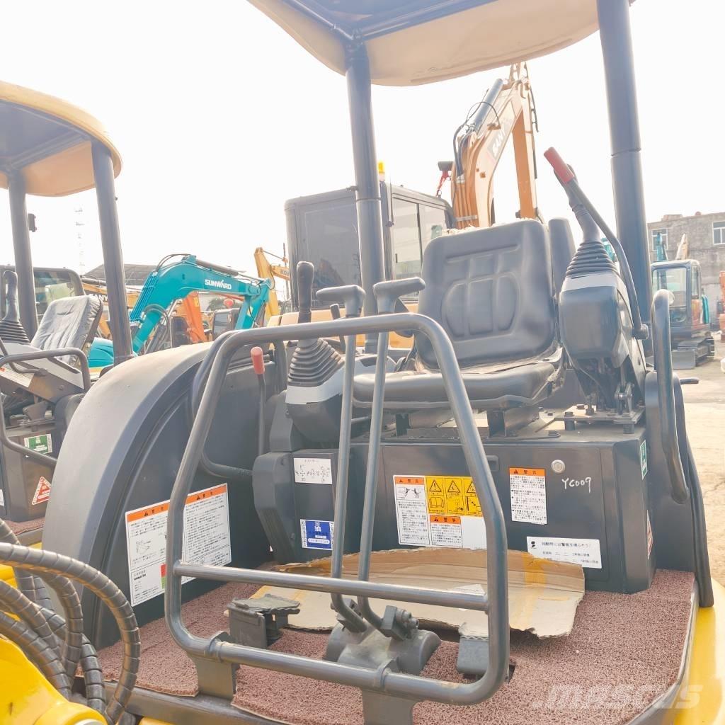 Komatsu PC30MR 小型挖土機/掘鑿機<7t(小型挖掘機)
