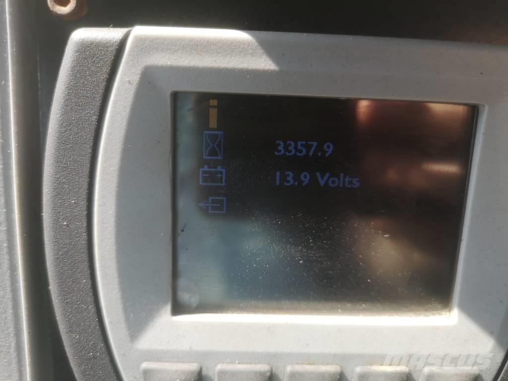 JCB 100 C 中型挖土機/掘鑿機/挖掘機 7t-12t