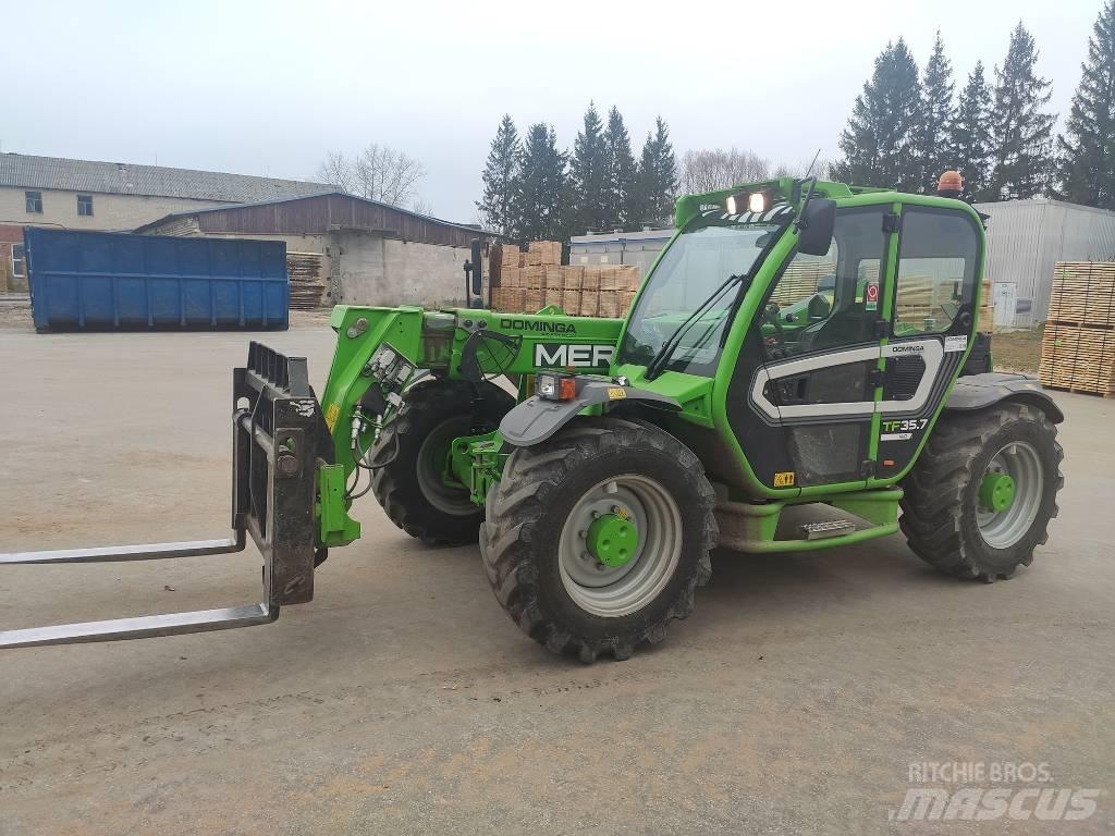 Merlo TF 35.7-140 農業用伸縮臂裝載機