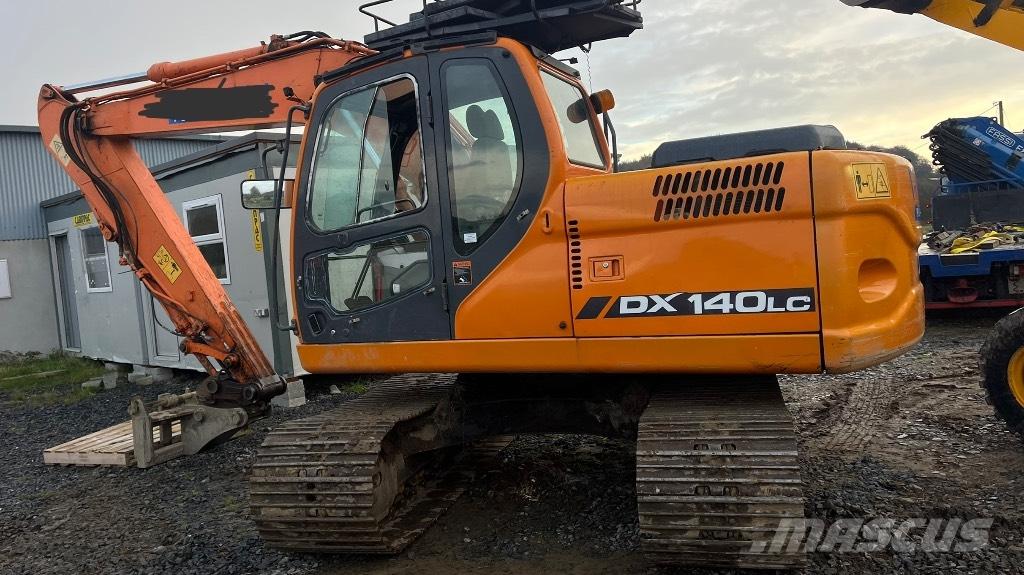 Doosan DX 140 履帶式 挖土機/掘鑿機/挖掘機