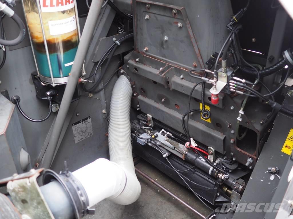 CLAAS Jaguar 940 4x4 自走式飼料採集機