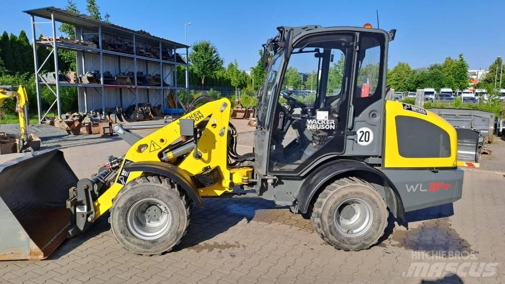 Wacker Neuson WL34 輪胎式裝載機