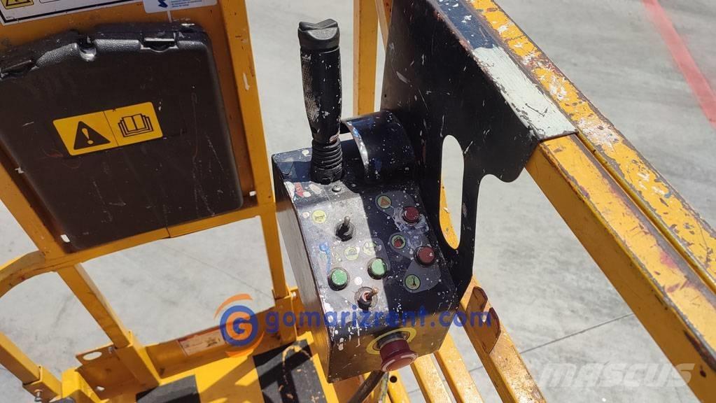 Haulotte Compact 8 剪式升降機