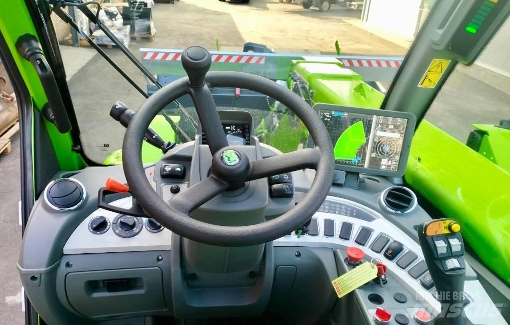Merlo P40.13 PLUS 伸縮臂操作車