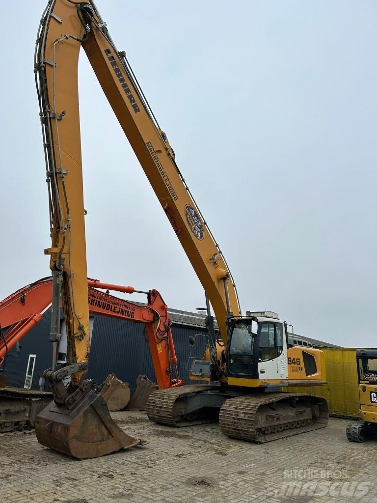 Liebherr R 946 長臂前伸型挖土機/掘鑿機/挖掘機