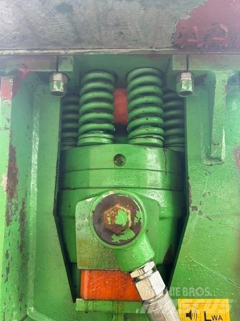Hammer CW 30 鐵鎚/碎石機