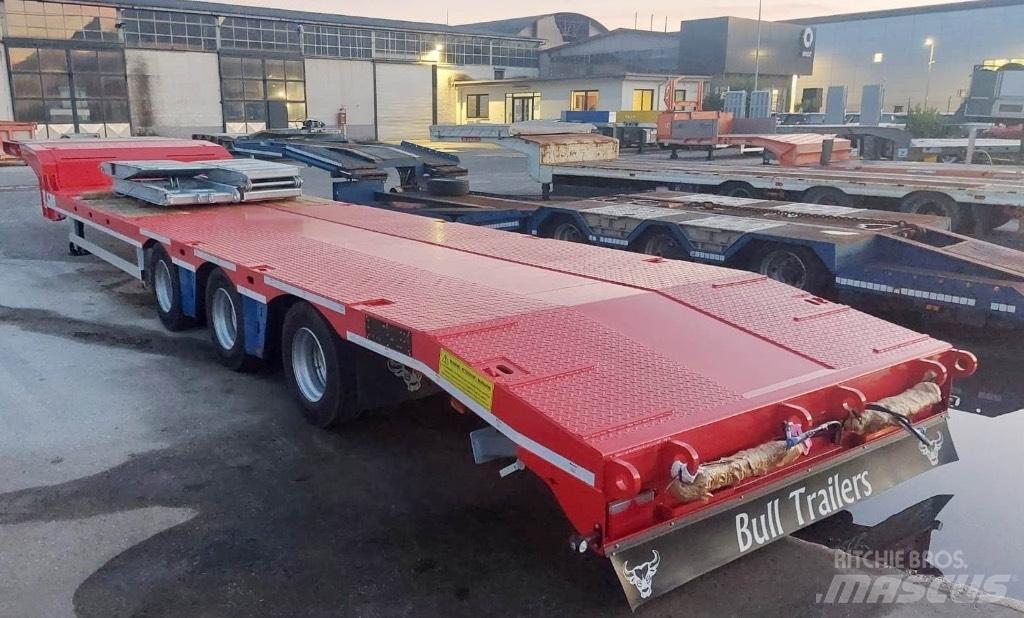 Bull Trailers Taurus 平台/側卸半拖車