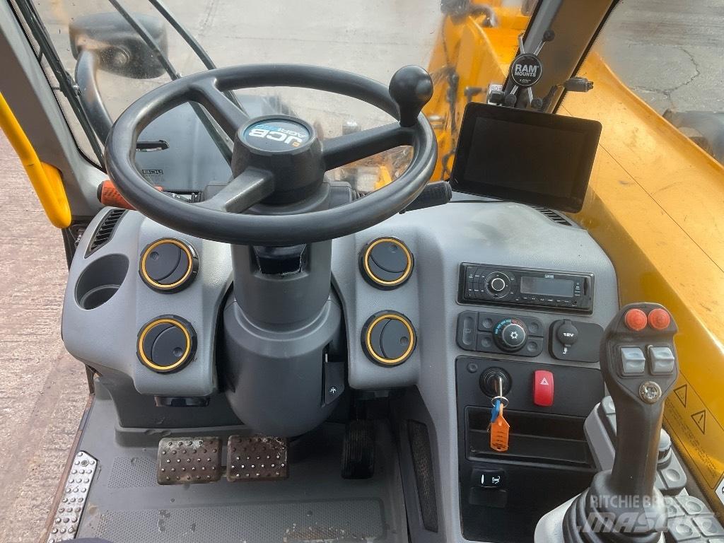 JCB 532-70 AGRI PRO 農業用伸縮臂裝載機