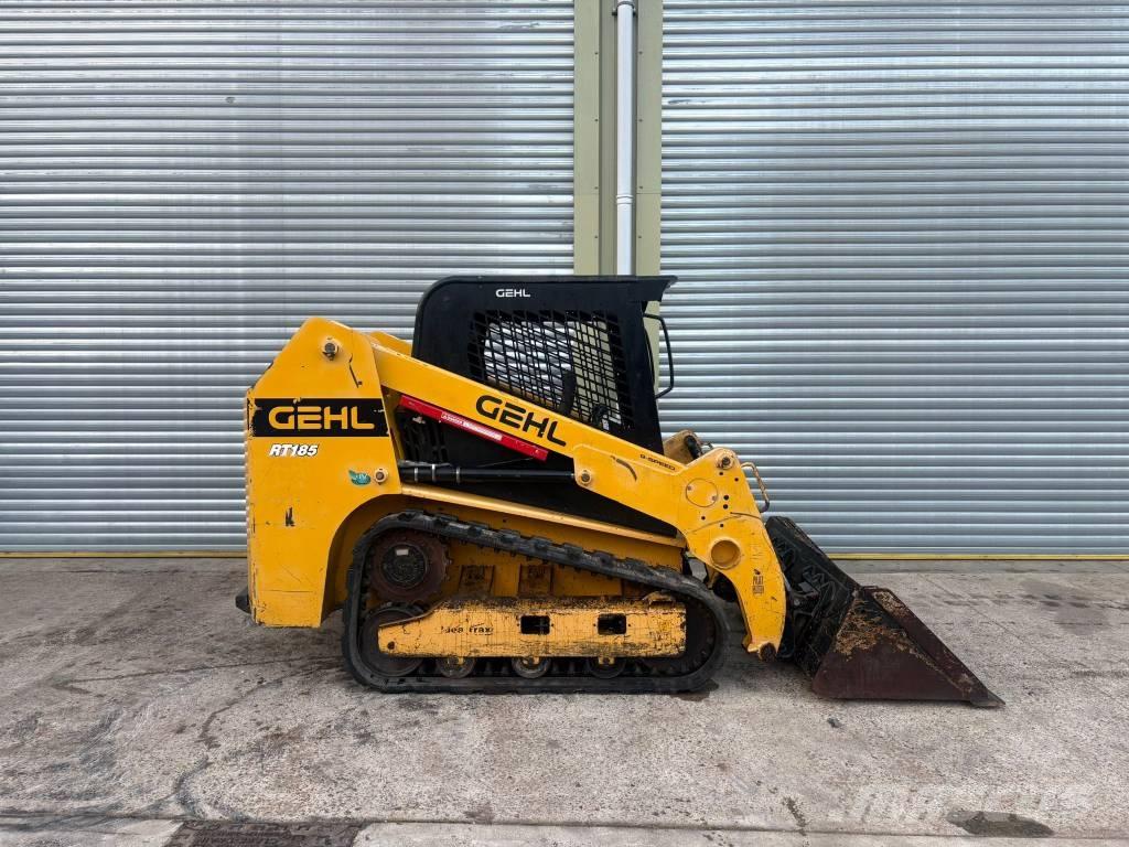 Gehl rt185 滑移轉向裝載機