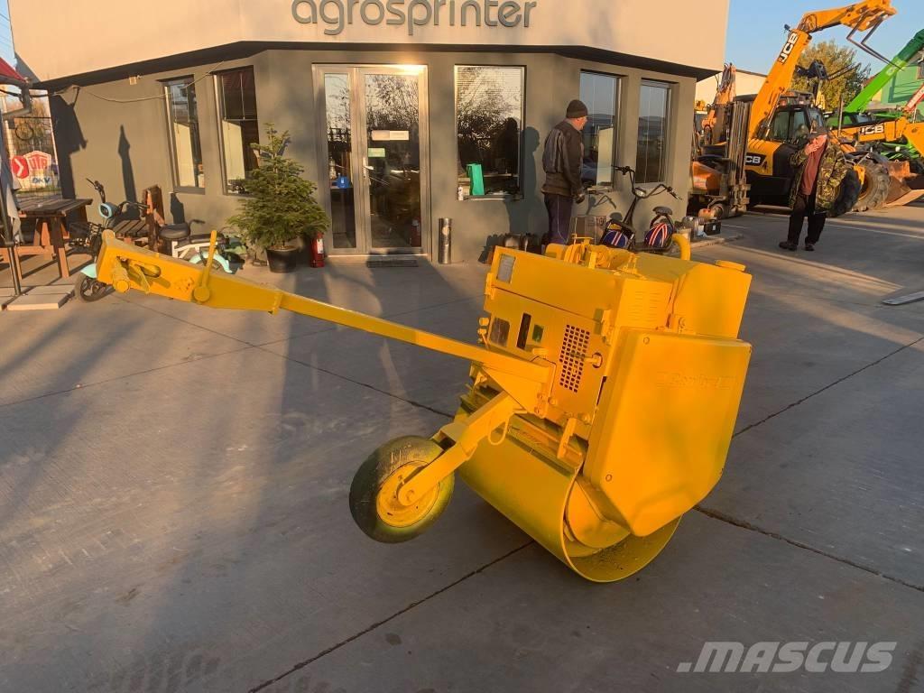 Benford MBR 71L 單輪滾壓機