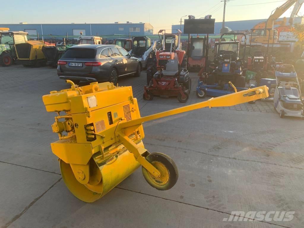 Benford MBR 71L 單輪滾壓機