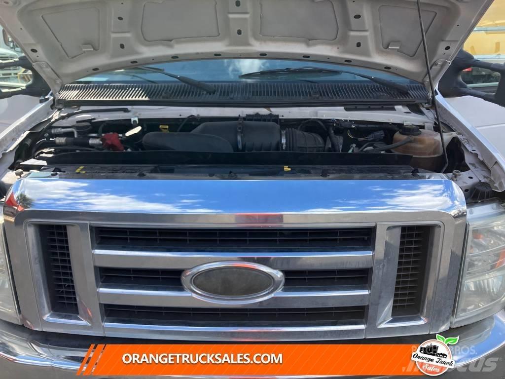 Ford E 350 廂式貨物運輸車