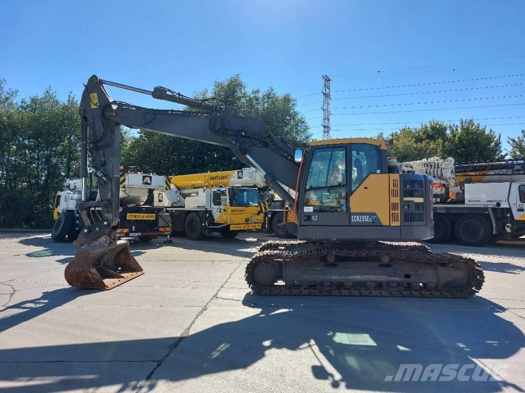 Volvo ECR 235 E 履帶式 挖土機/掘鑿機/挖掘機