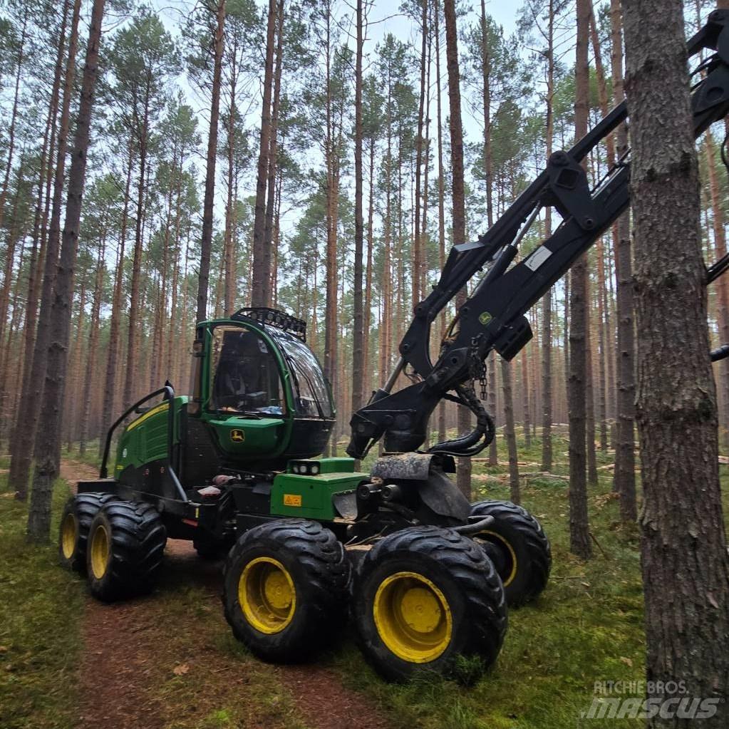 John Deere 1270E 收穫機