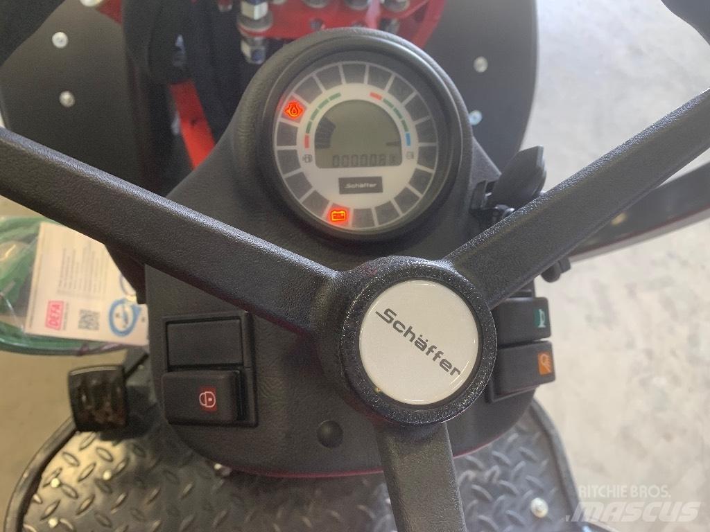 Schäffer 2028 小型裝載機