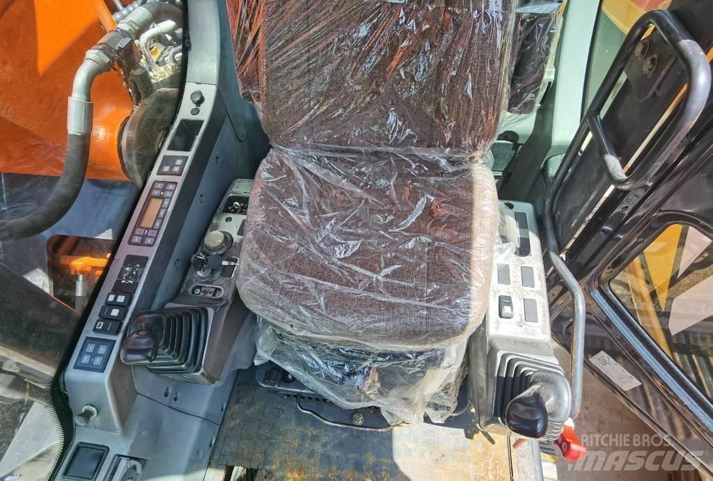Doosan DX 225 LC 履帶式 挖土機/掘鑿機/挖掘機