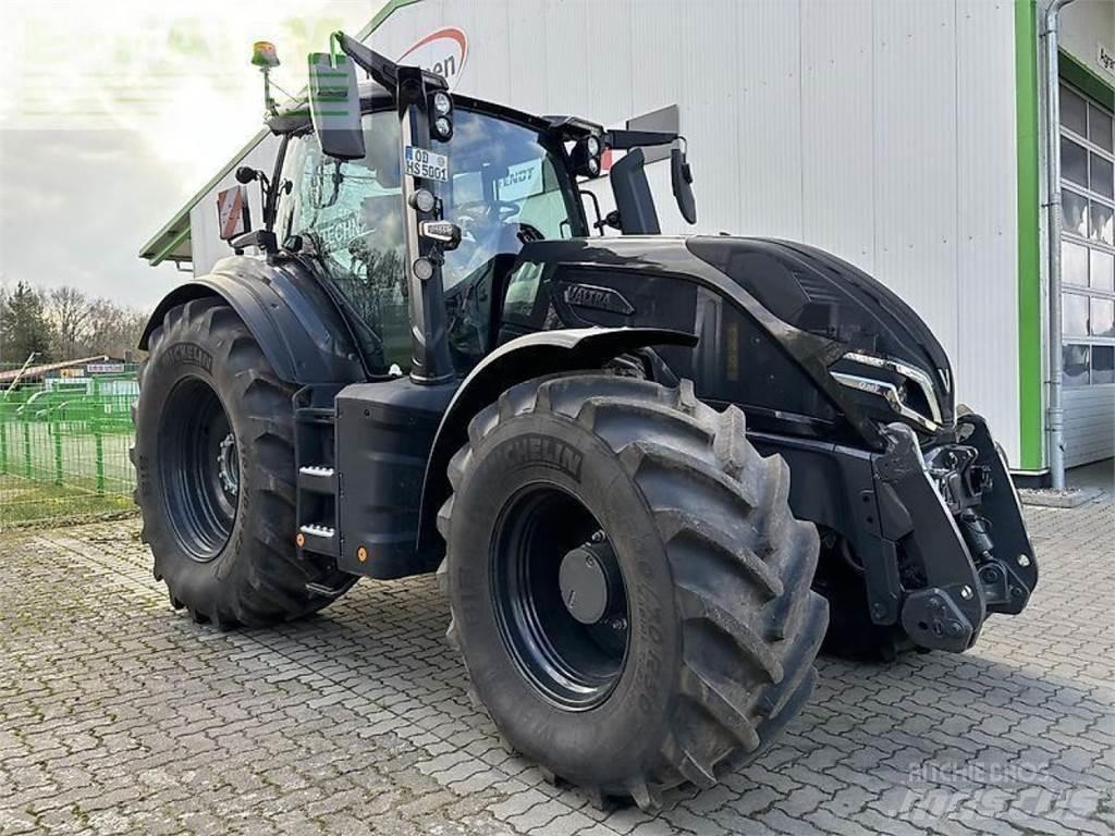 Valtra q305 曳引機