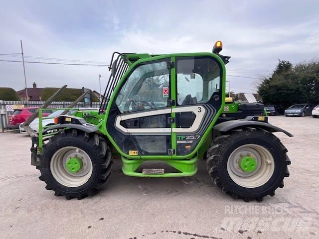 Merlo TF 35.7 農業用伸縮臂裝載機