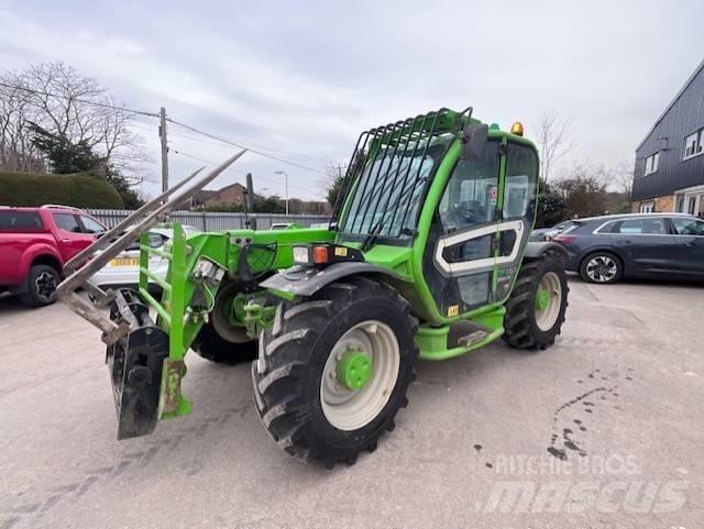 Merlo TF 35.7 農業用伸縮臂裝載機