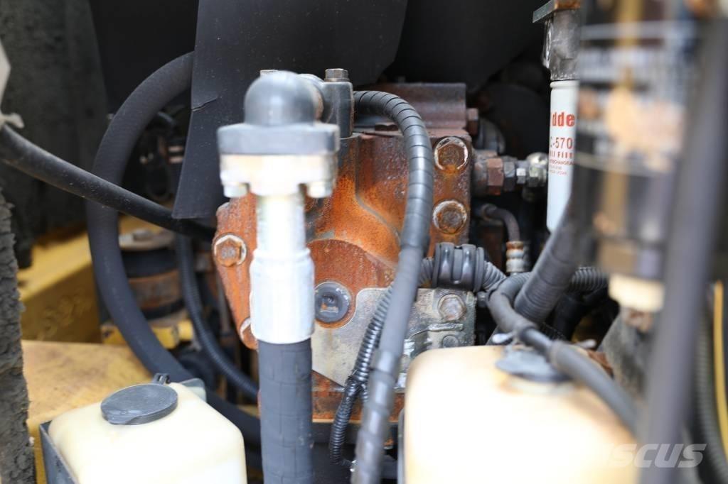 Komatsu PC 128 US 中型挖土機/掘鑿機/挖掘機 7t-12t