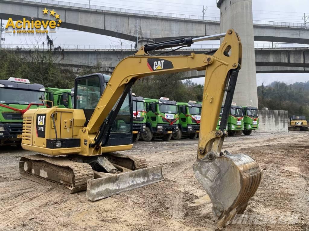CAT 305.5 E 小型挖土機/掘鑿機<7t(小型挖掘機)