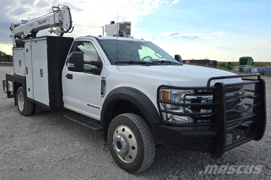 Ford F 550 XL SD 履帶式起重機