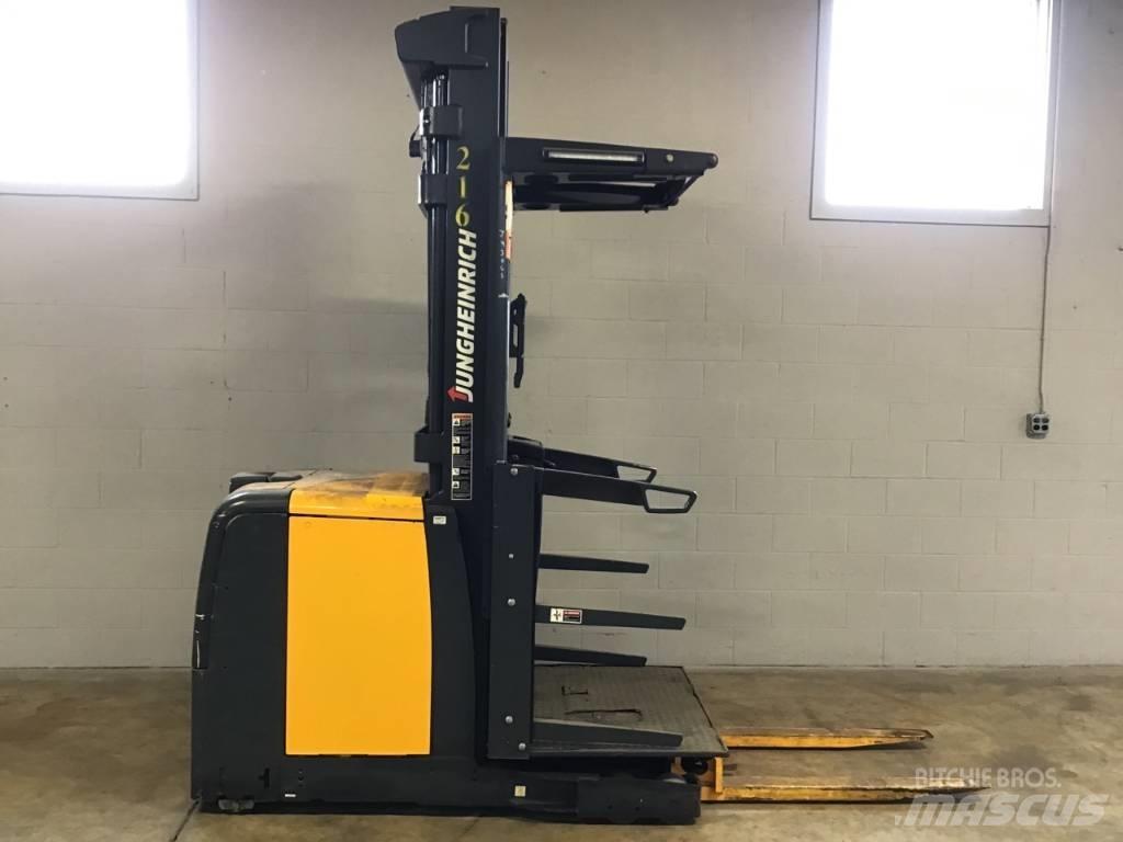 Jungheinrich EKS208 中端式裝載機