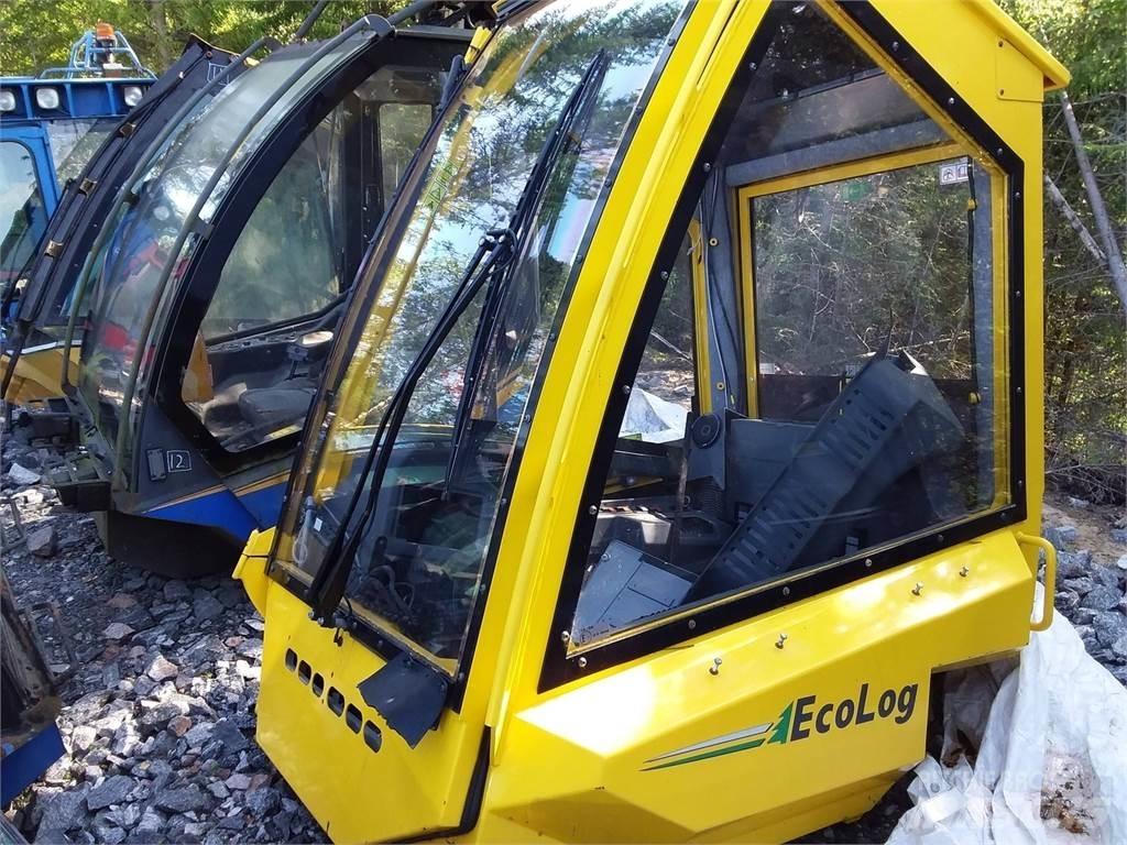 Eco Log 580e 駕駛室與內部