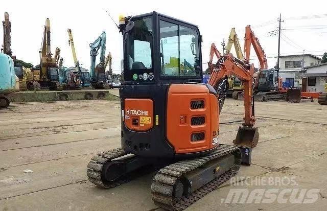 Hitachi 30 小型挖土機/掘鑿機<7t(小型挖掘機)