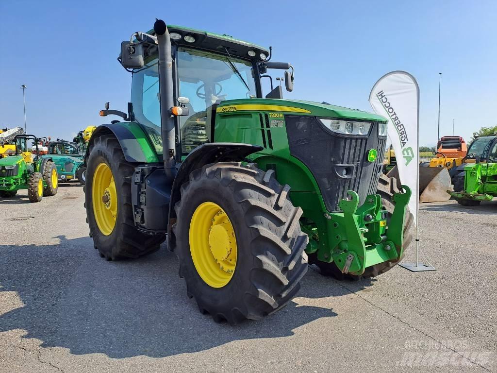 John Deere 7230 R 曳引機