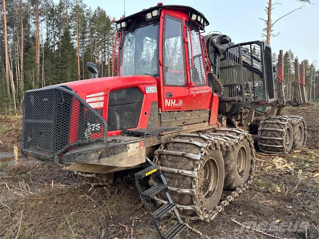Komatsu 875 集運機