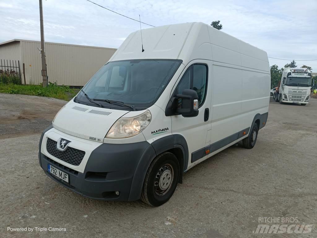 Peugeot Boxer 廂式貨物運輸車