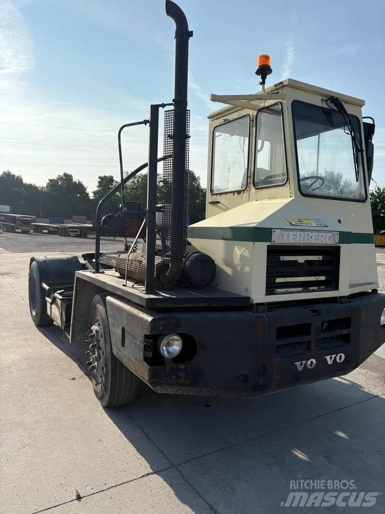 Terberg YT YT17 終端式曳引機