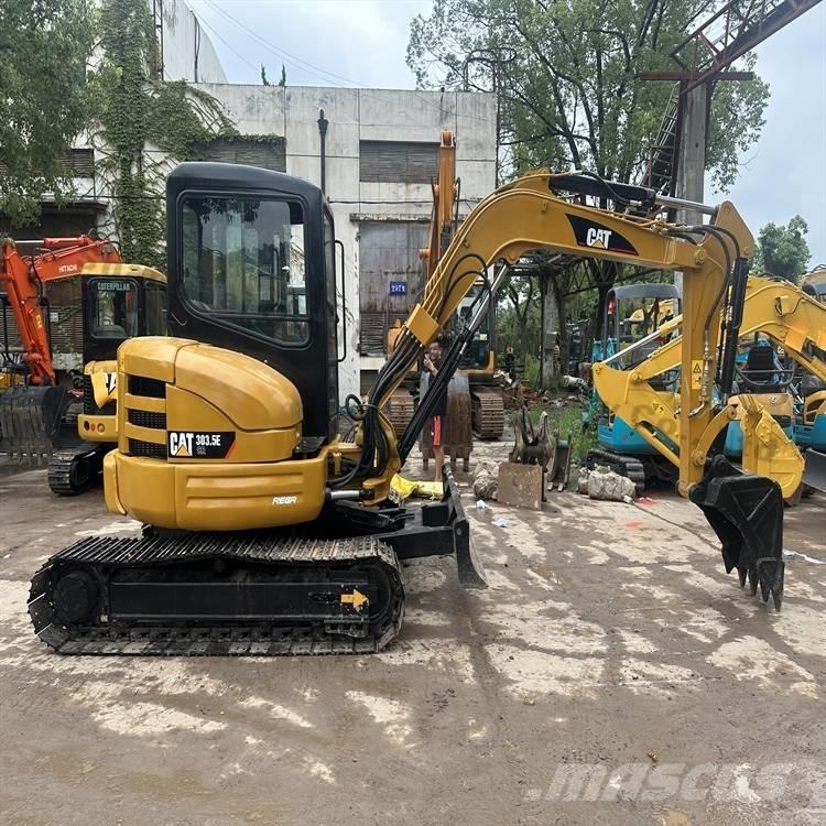 CAT 303.5 E 小型挖土機/掘鑿機<7t(小型挖掘機)