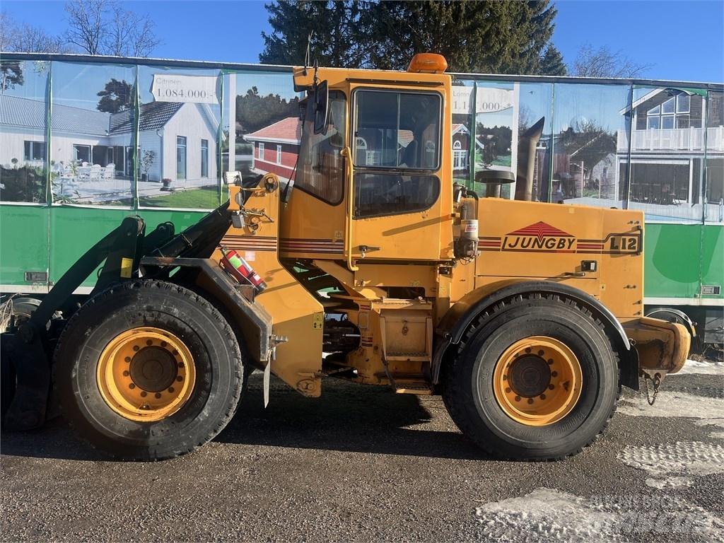 Ljungby L 10 輪胎式裝載機