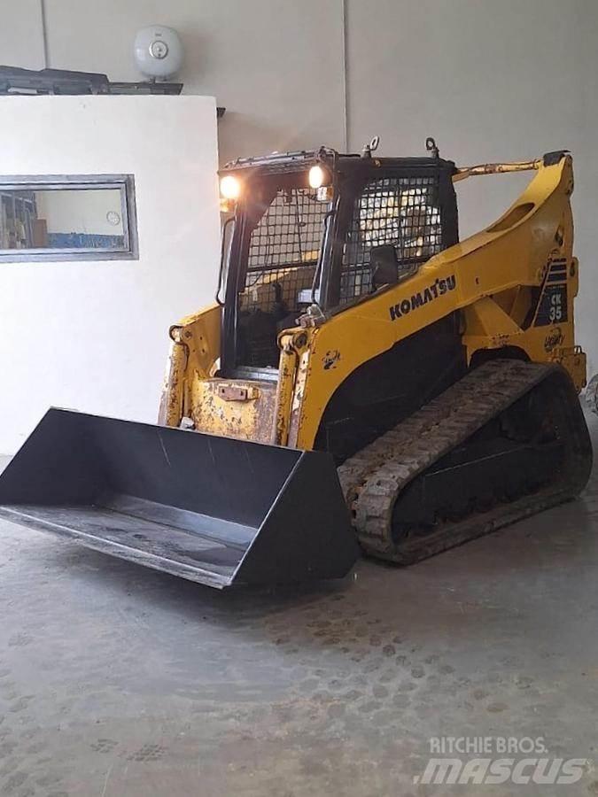 Komatsu CK35 小型裝載機